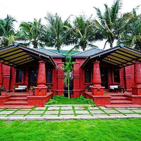 Siddhagiri Hotel And Resort Wai Exteriör bild