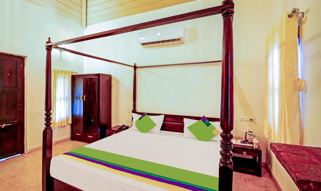 Siddhagiri Hotel And Resort Wai Exteriör bild