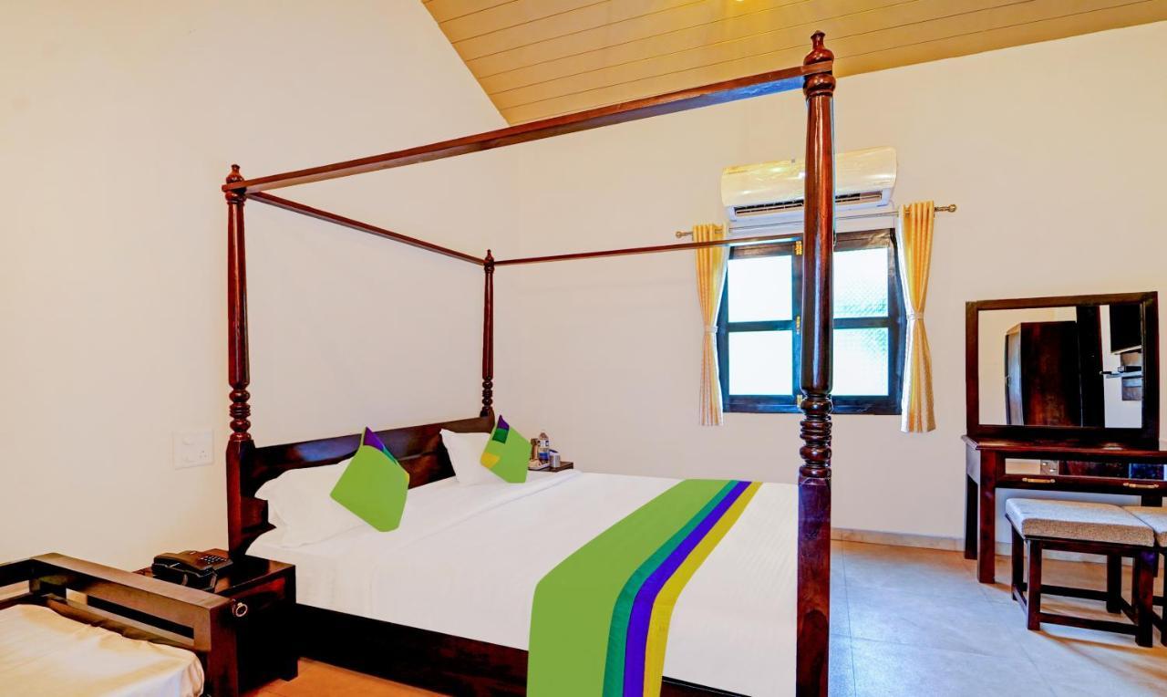 Siddhagiri Hotel And Resort Wai Exteriör bild